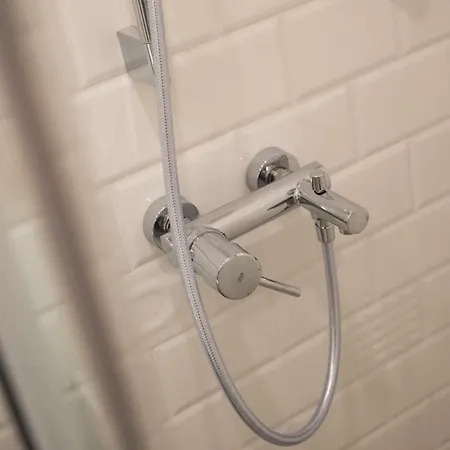 Bed & Breakfast Four Winds Iii 3*